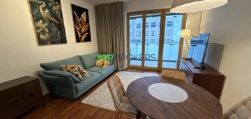 Przestronne, nowoczesne 3 pokoje w centrum, garaż