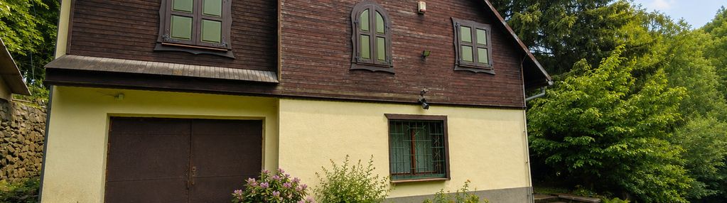 Dom bez sąsiedztwa , działka  9300 m 2