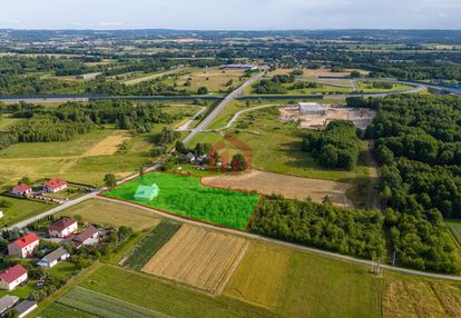 Działka inwestycyjna 500m od zjazdu z autostrady!