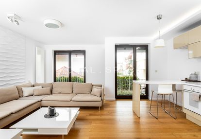 Komfortowe 2-pokojowe mieszkanie z garderobą!