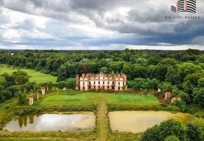 Założenie pałacowo-parkowe w słobitach | 55 ha