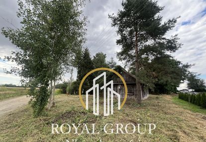 Działka z domem drewnianym