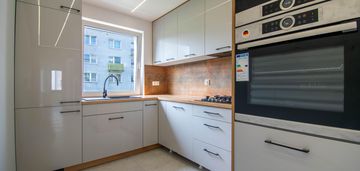 3-pokojowe mieszkanie na parterze po remoncie