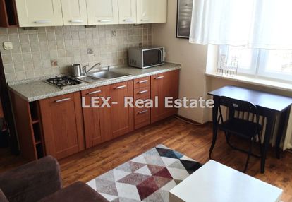 Kawalerka -ochota och teatr