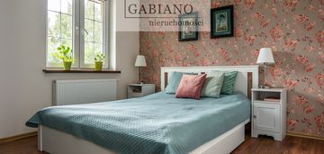 Przytulny dom/zadbany ogród/pełne wyposażenie