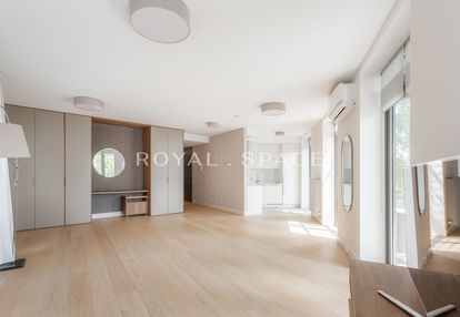 Penthouse na powiślu