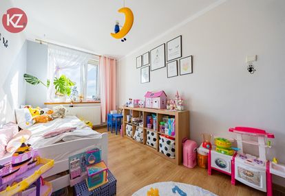 Przestronne mieszkanie w szydłowie na sprzedaż.