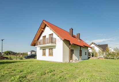 Dom | wolnostojący | wykończony | spokojna okolica