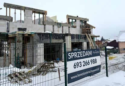 Kanalizacja, strona południowa, działka 555 m kw!