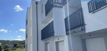 Duże mieszkanie dwupokojowe