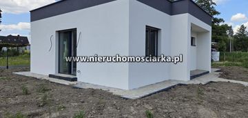 Nowoczesny dom w stanie deweloperskim połomia
