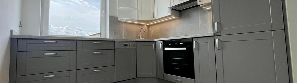 3-pokojowe z miejscem postojowym i komórką!