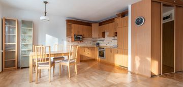 Słoneczne 2-pok wieczysta możliwość własnych mebli