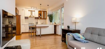 2 pokoje przy ulicy dolnej, mokotów