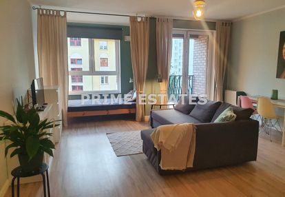 Przestronna kawalerka mieszkanie przy ul. duboisa