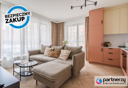 3 pokoje, 2 balkony, hala i komórka w centrum!