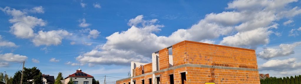 Apartament z ogródkiem na peryferiach