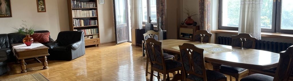 Piękne pół bliźniaka 6 pokoi ogród
