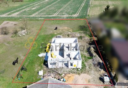 Działka 1521 m2 z rozpoczętą budową