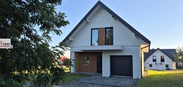 Wola zachariaszowska,wolnostojący, widok na góry