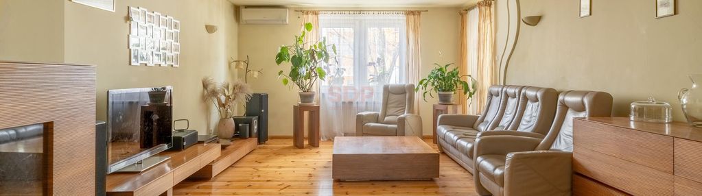 Przestronne 4 pokoje z 2 balkonami i garażem