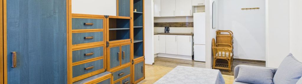 Dwa pokoje | piwnica | miejsce postojowe