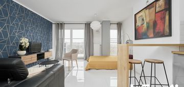 Studio z garderobą i balkonem ul. legnicka