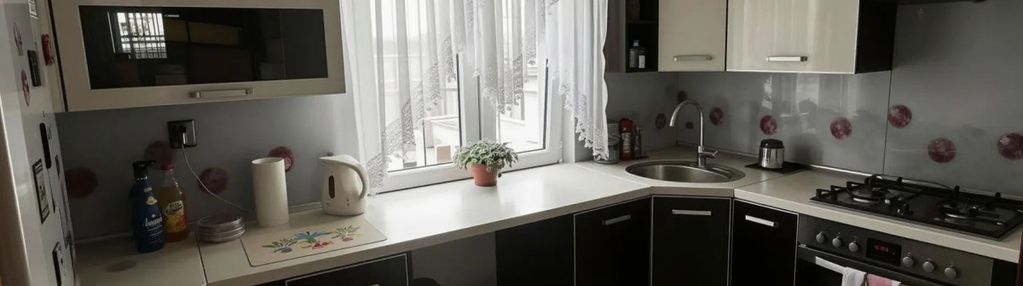 Dwustronne i rozkładowe 3 pokoje, balkon, piwnica