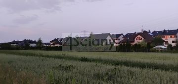 7070m - jednorodzinne + usługi