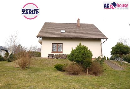 Łebno - przestronny dom z ogrodem