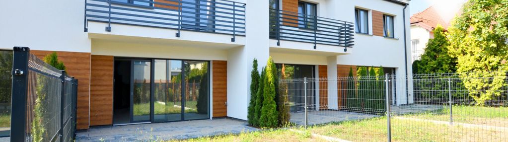 Nowy dom_ 5 pokoi_ gabinet na parterze_ogród