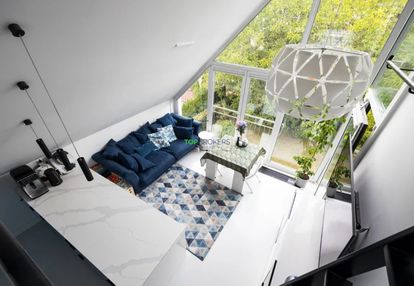 Trzy pokoje z antresolą, balkon, garaż