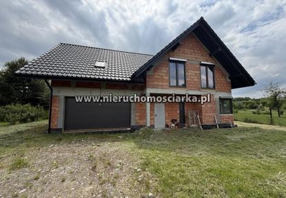 Nowy dom o bardzo funkcjonalnym układzie 207 m²