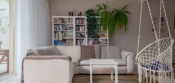 Segment środkowy z ogrodem na zamkniętym osiedlu