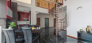 Dwupoziomowy apartament na bemowie przy metrze