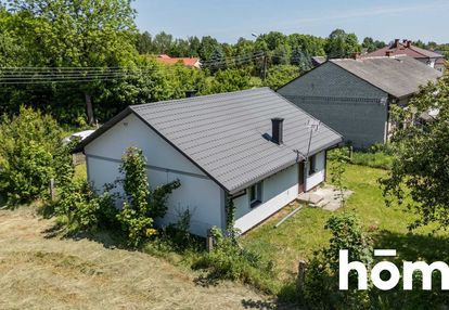 Dom z budynkami gospodarczymi -siedlisko k. pionek