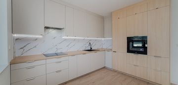 Do wprowadzenia, bezczynszowe mieszkanie z ogródki