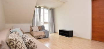 Przestronne mieszkanie kmiecie 2 pokoje balkon