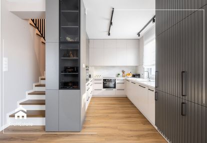 Pięknie wykończony bliźniak na 4 pory roku