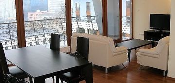 Komfortowy apartament w centrum łodzi 3 sypialnie.