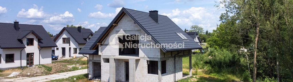 Dom z potencjałem | stan surowy zamknięty 6 pokoi