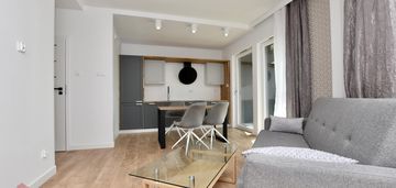 Apartament na 8-piętrze capital towers
