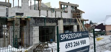 Kanalizacja, strona południowa, działka 555 m kw!