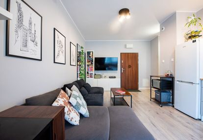 Nowoczesne 2 pokoje z dużym balkonem