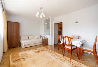 Zielona okolica, blisko komunikacji, balkon