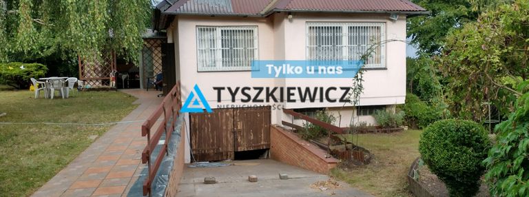Duża działka z dużym domem zapewniająca relaks