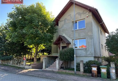 Przestrzenny dom w świetnej lokalizacji