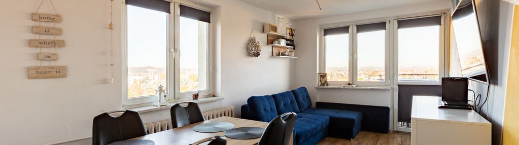 3 pokoje blisko skm, 6 piętro z pięknym widokiem.