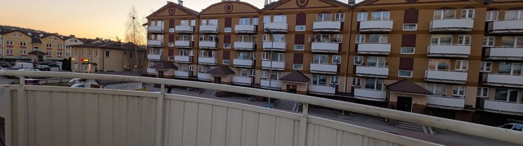 Dwupokojowe mieszkanie z balkonem i piwnicą