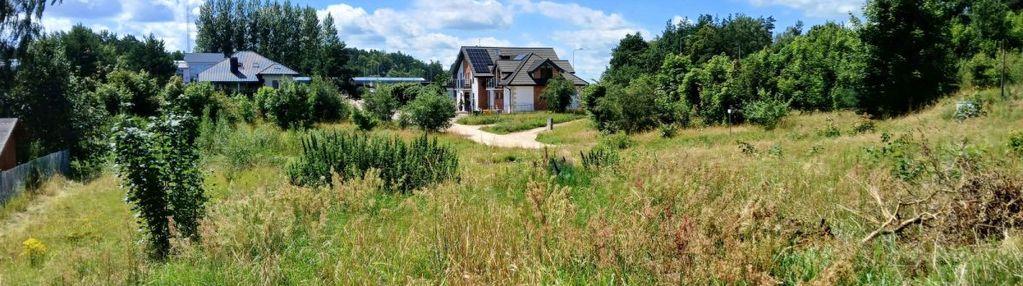 Działka na osiedlu domów w pobliżu jeziora-borkowo